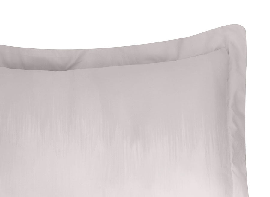 Coordinado Runa | Colcha y Fundas decorativas | Microfibra Ultrasuave