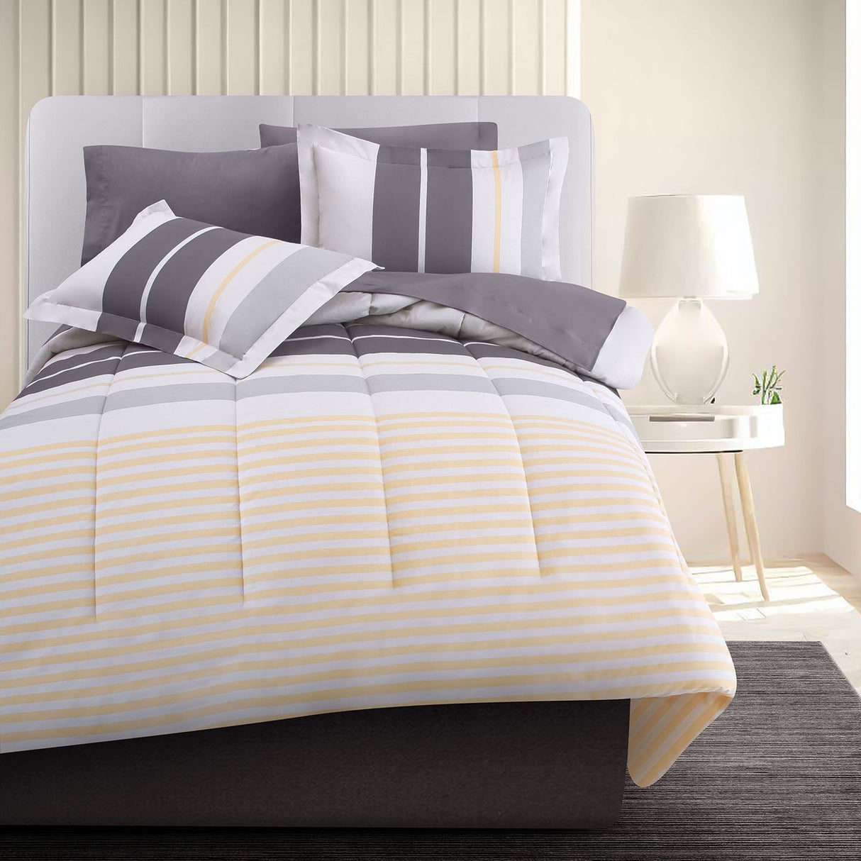 Edredón Hansa color blanco con gris con tallas de Edredón matrimonial, King size, Individual y Queen size. El descanso que mereces con Edredones Dalfiori de Algodón