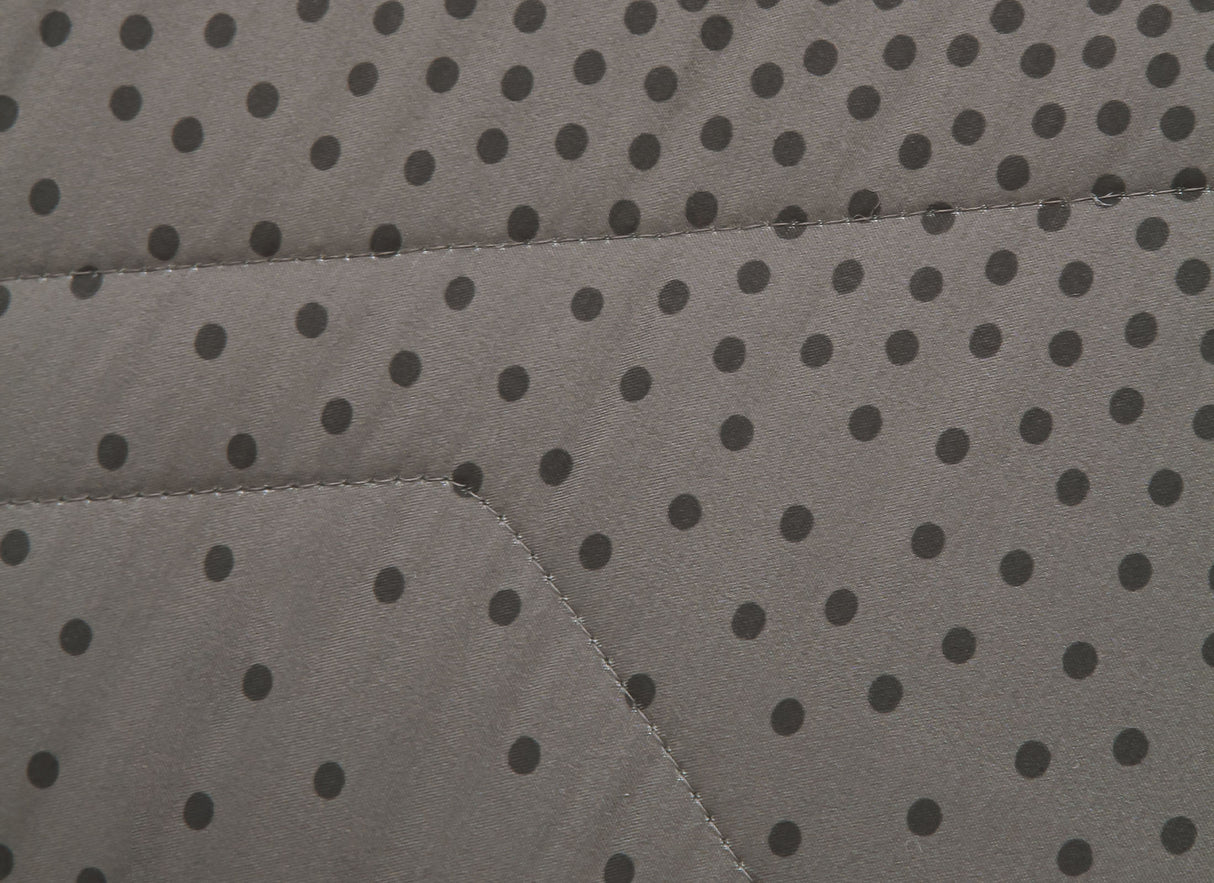 Coordinado Jurgen | Colcha y Fundas decorativas | Microfibra Ultrasuave