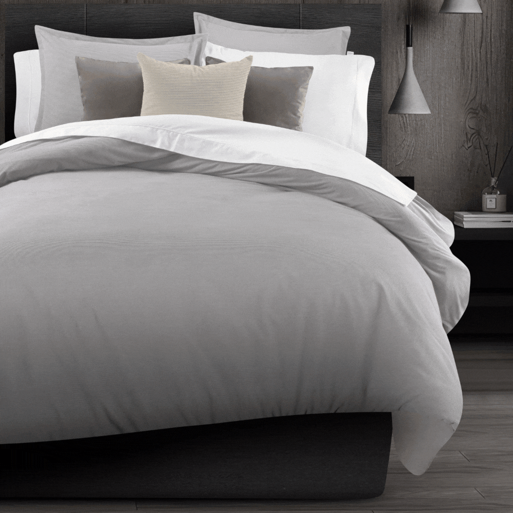 Paquete de 3 Duvets con relleno y fundas decorativas | Tejido de Pana | Khaleb | Plata | Celeste | Avellana.