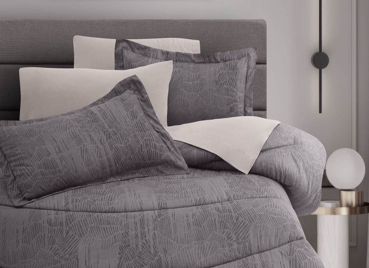 Edredón Nembus, tallas de Edredón matrimonial, King size, Individual y Queen size. El descanso que mereces con Edredones Dalfiori de Microfibra