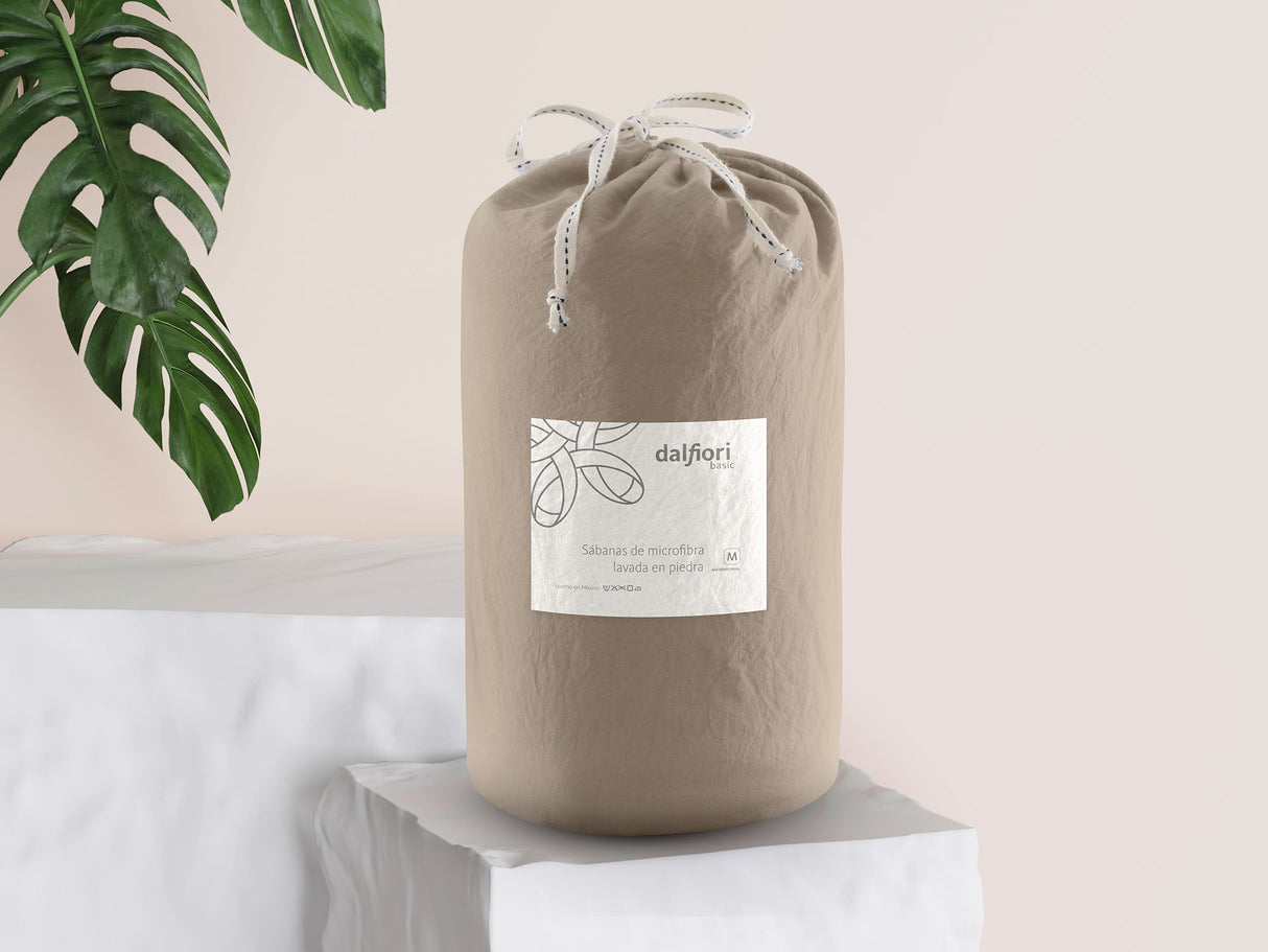 Sábanas Hazel · 100% Microfibra lavada en piedra · Ultra Suave.
