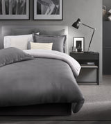 Coordinado Chase Queen Size Cubre Edredón, Fundas decorativas 50 x 70 cm y Funda decorativa 65 cm | Jacquard*