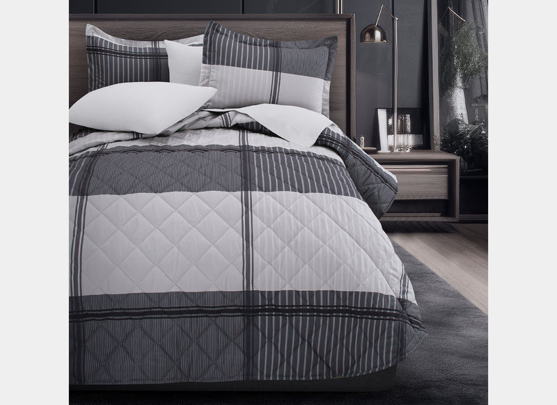 Coordinado Kuma (Colcha y Almohadones)