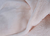 Manta Ulfur Hueso| Suavidad y calidez en cada fibra | Felpa Ultrasuave | 130 × 150 cm