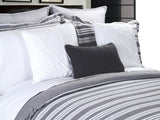Coordinado Travis Queen Size | Cubre Edredón, Fundas decorativas, Par de Cojines decorativos de 45 cm., Par de Cojines Euro y 1 Almohadilla | 100% Algodón*