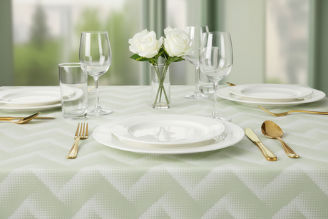 Mesa cuadrada dorado