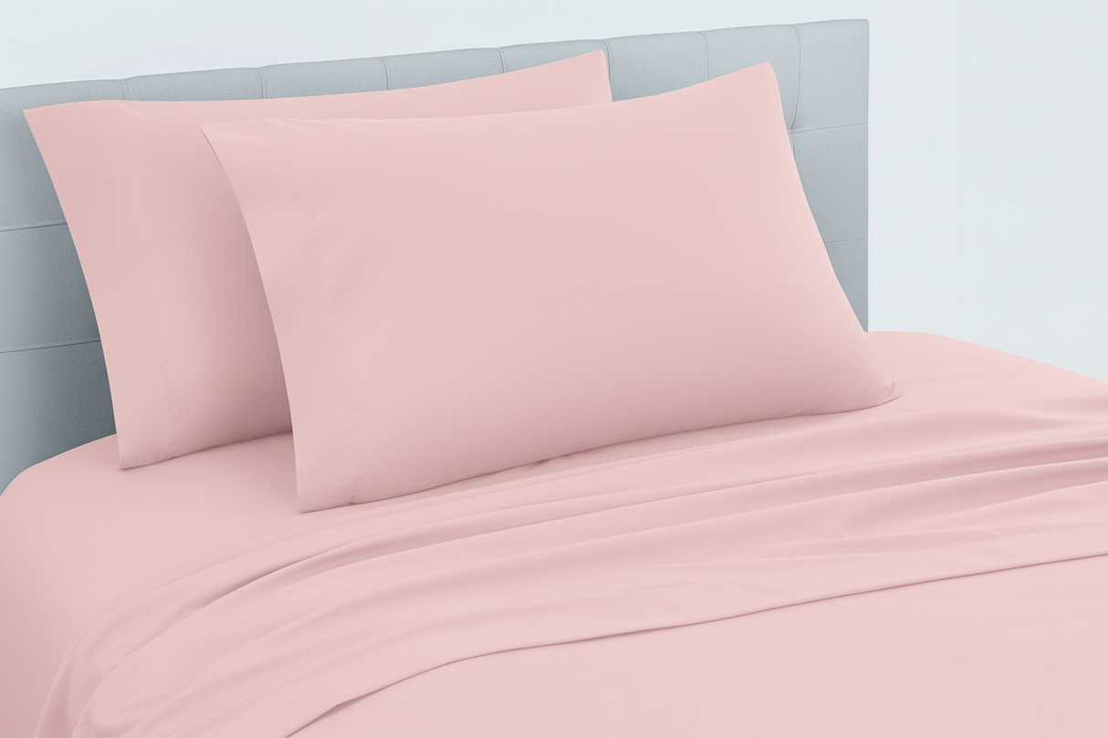 Ropa de cama rosa pastel